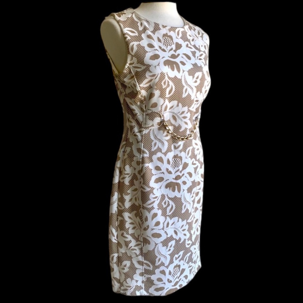 Enfocus Studio lace-print sleeveless dress, special occasions. Cream on beige. 8